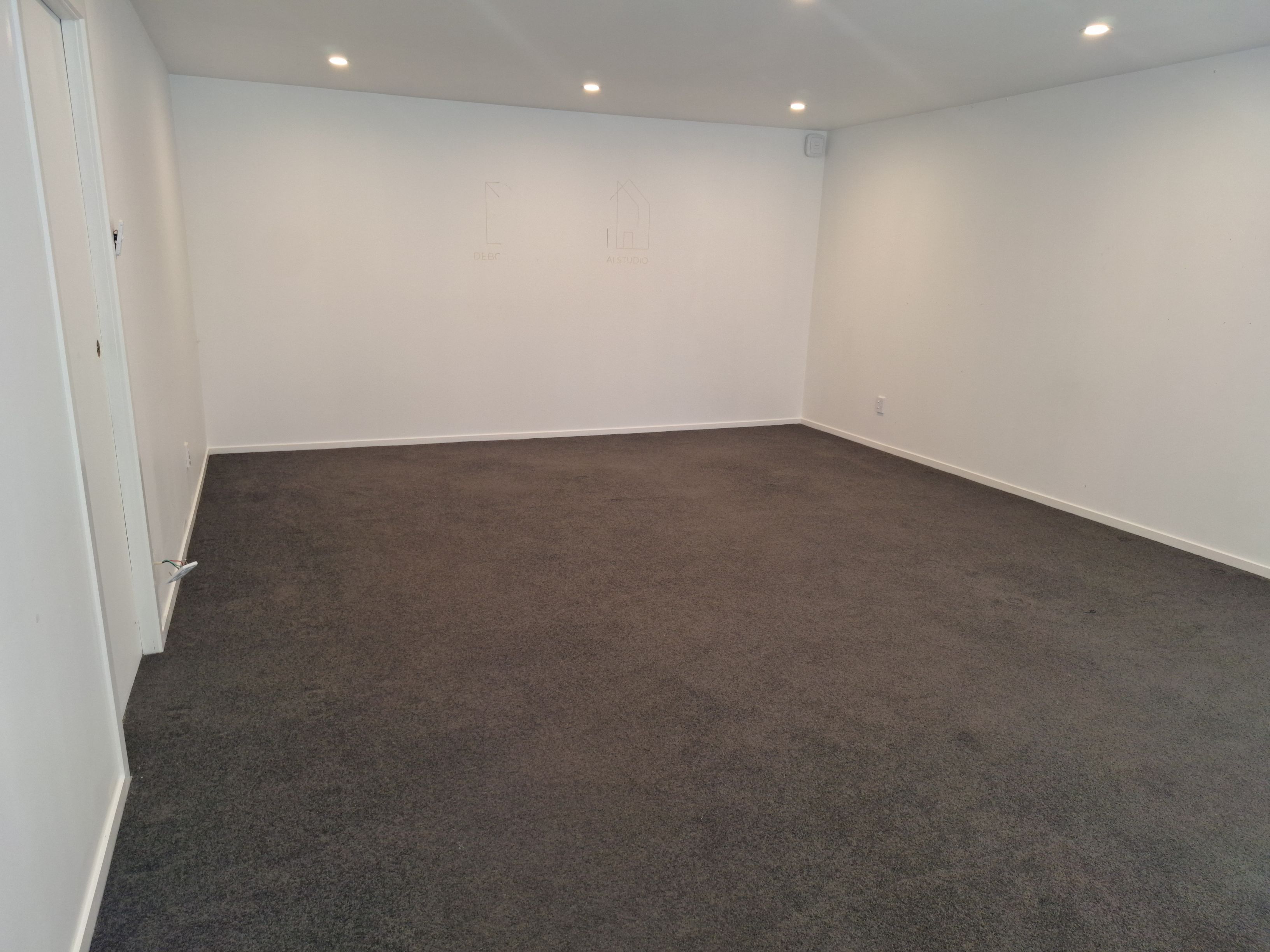 listing-image-3