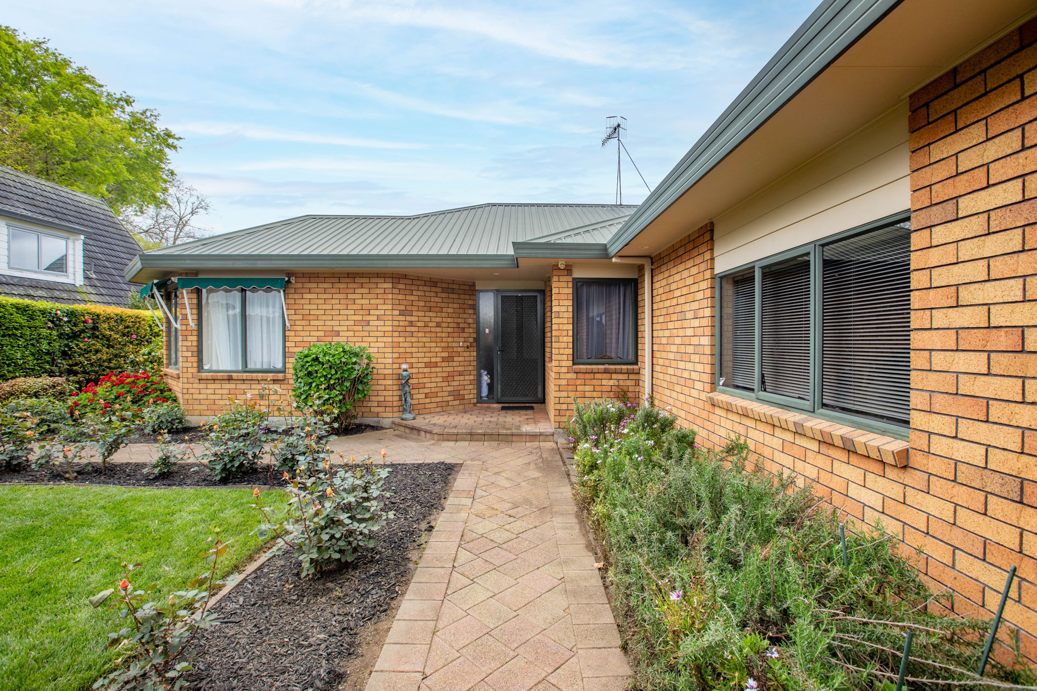 listing-image-19