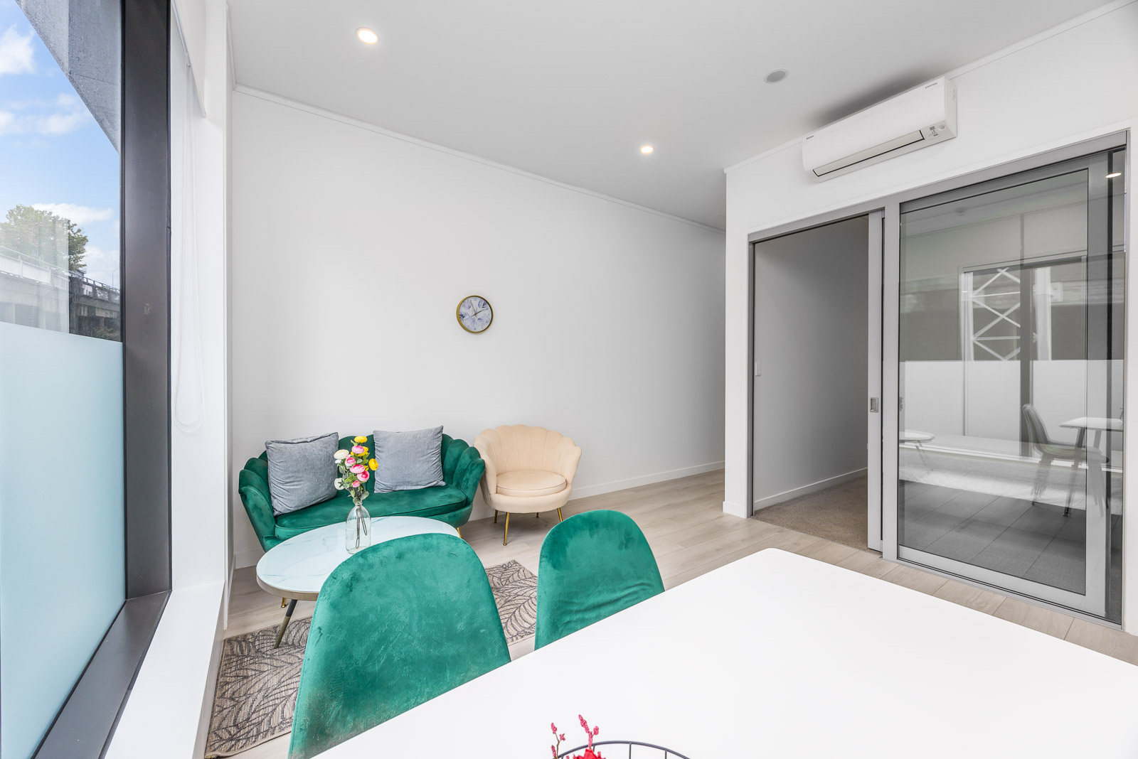 listing-image-3